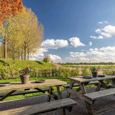 Woning Bierbrouwerij Holiday home Oijen